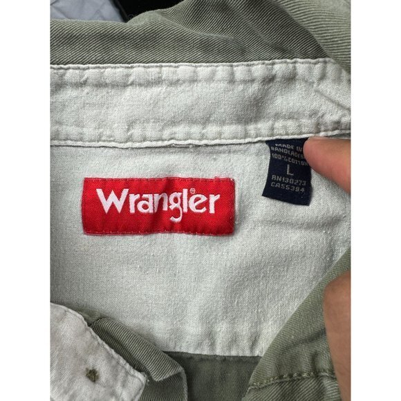WRANGLER TAN BUTTON UP SHIRT SIZE L | J1 - Picture 2 of 5